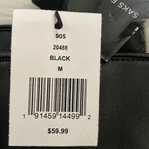 Saks Fifth Avenue women’s winter gloves - Picture 5 of 8